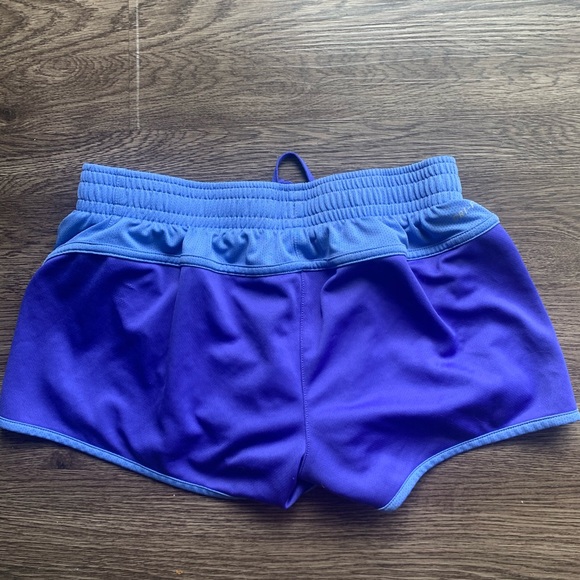 Nike athletic shorts - Picture 4 of 5